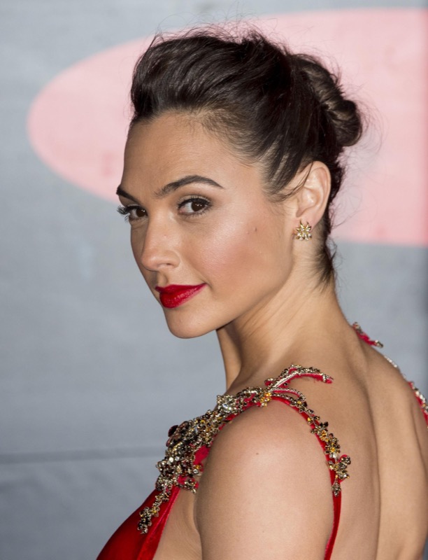 cliomakeup-wonder-woman-gal-gadot-segreti-beauty-20