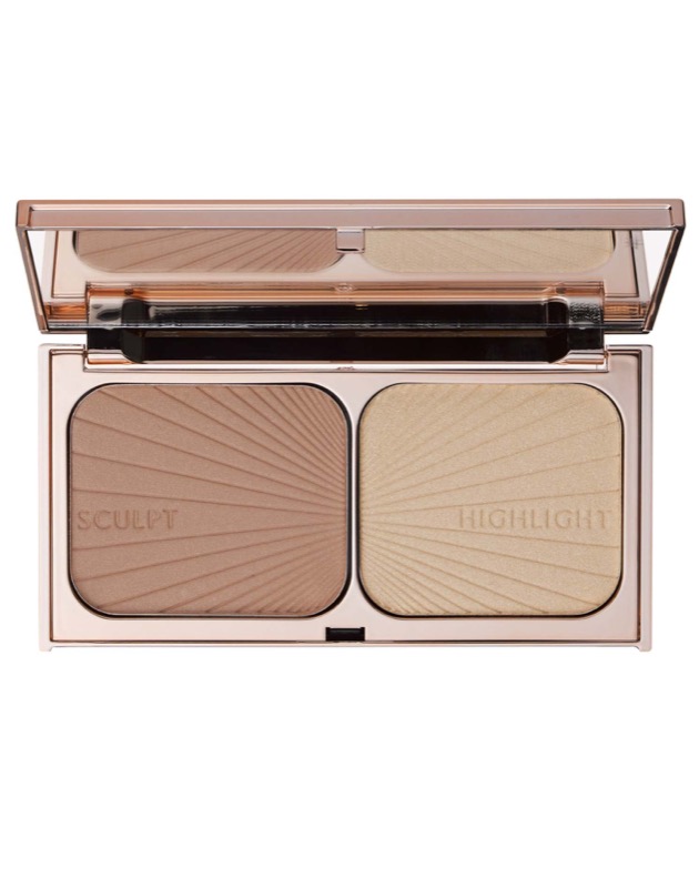 ClioMakeUp-contouring-pelle-chiarissima-consigli-ispirazioni-beauty-come-realizzarlo-1