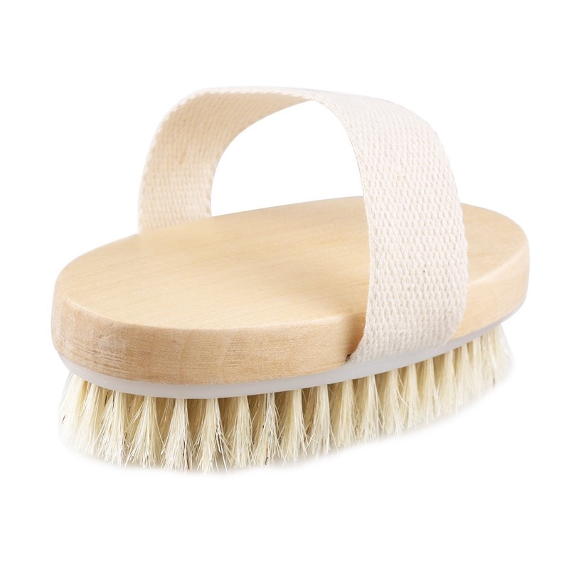 ClioMakeUp-dry-brushing-spazzola-corpo-viso-funziona-opinioni-effetto-peli-incarniti-sotto-pelle-buccia-arancia-cellulite-pori-dilatati-11