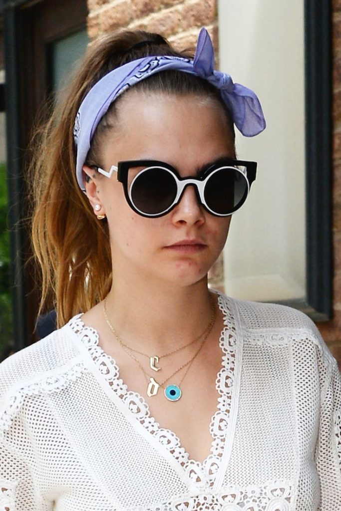 cliomakeup-bandana-capelli-24-cara-delevigne