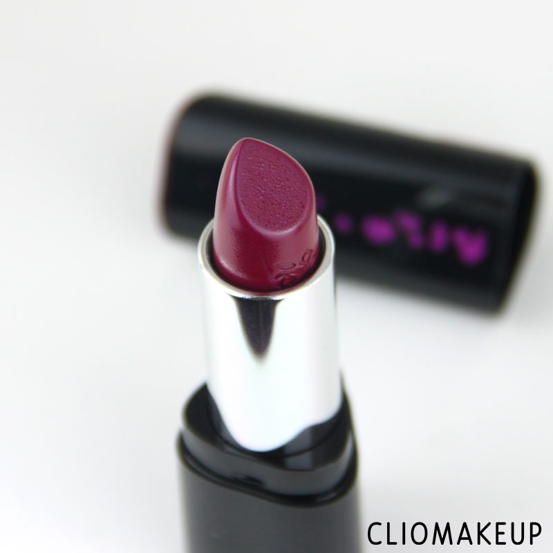 cliomakeup-recensione-il-rossetto-design-edition-hanami-collection-deborah-4