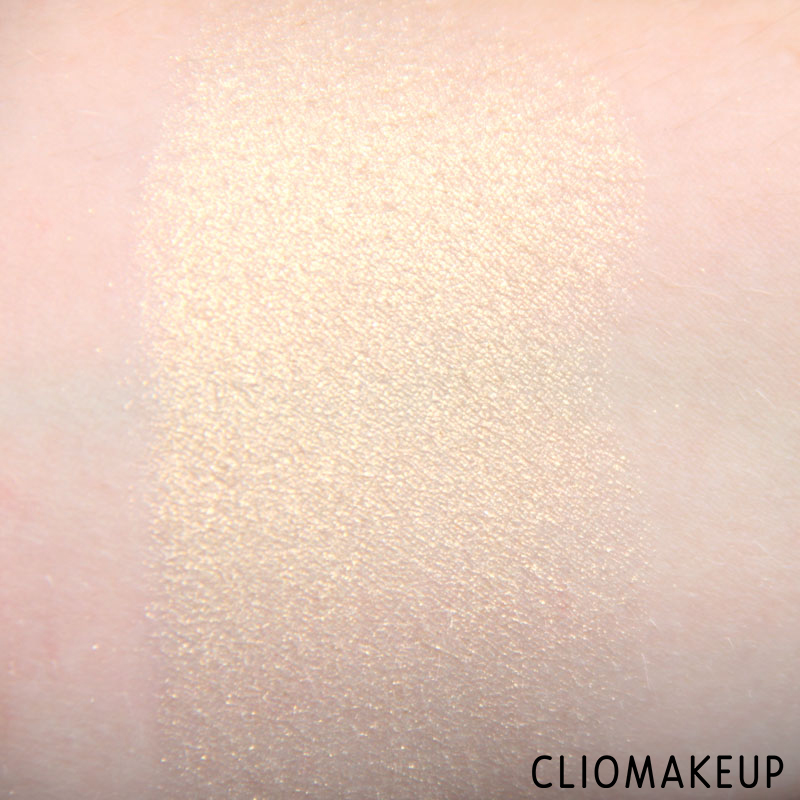 cliomakeup-recensione-illuminante-extreme-gold-highlighter-pupa-6