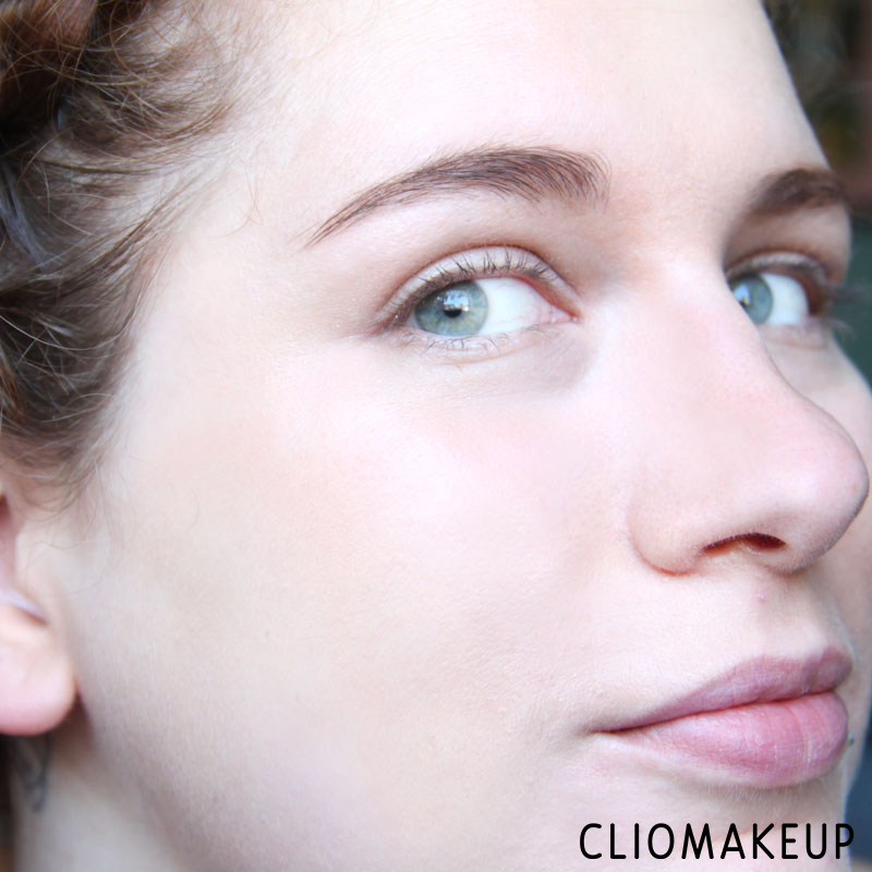 cliomakeup-recensione-illuminante-extreme-gold-highlighter-pupa-8