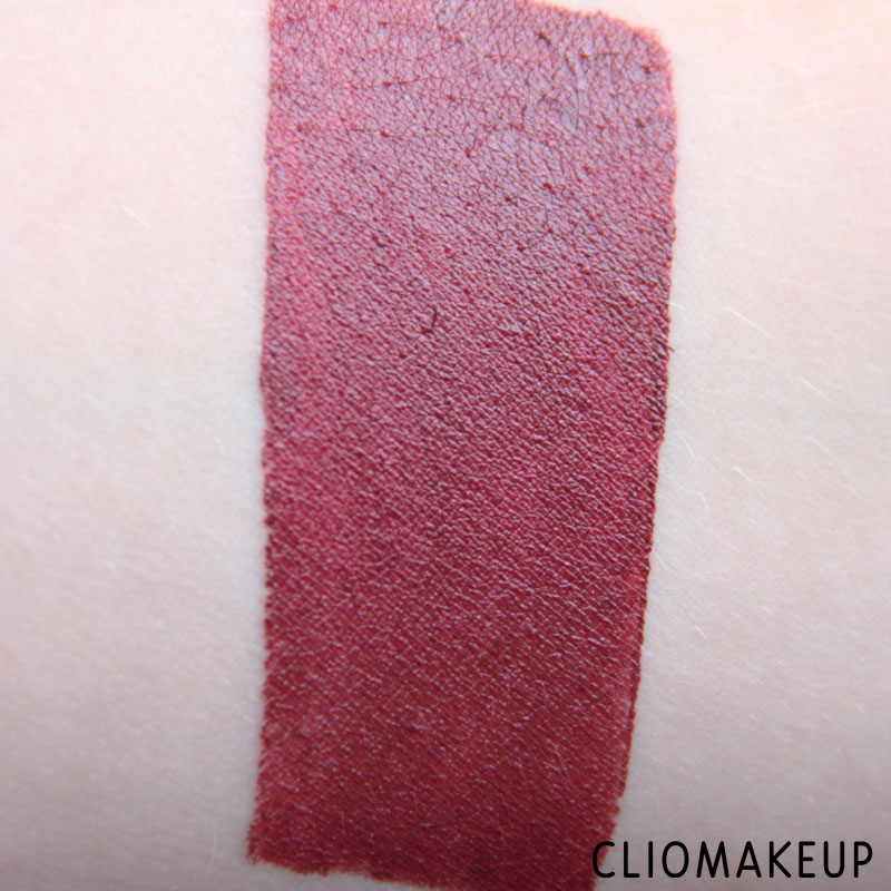 cliomakeup-recensione-rossetti-pin-up-pout-nyx-6