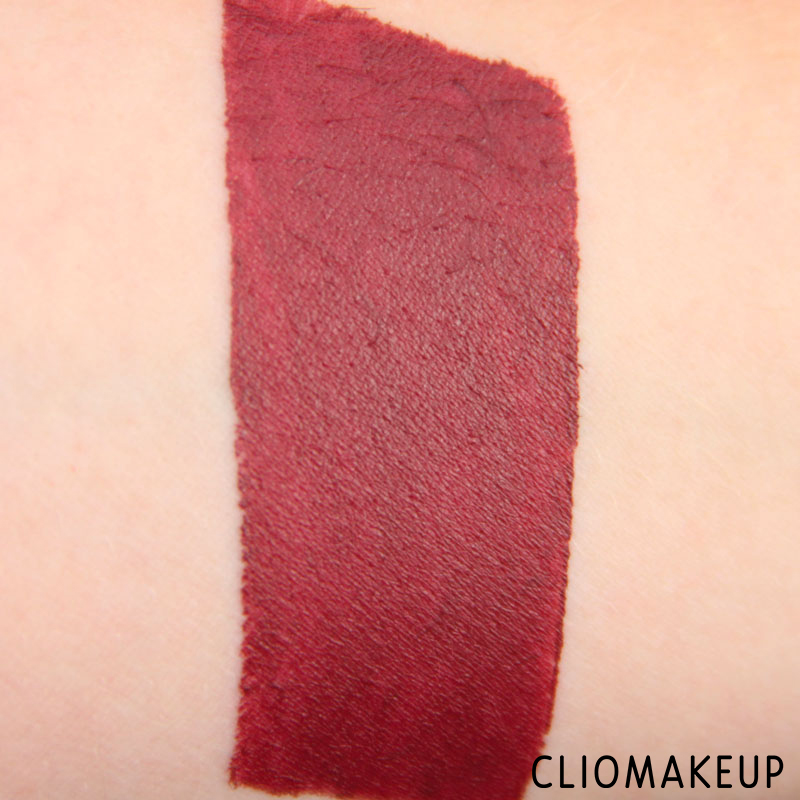 cliomakeup-recensione-rossetti-pin-up-pout-nyx-7