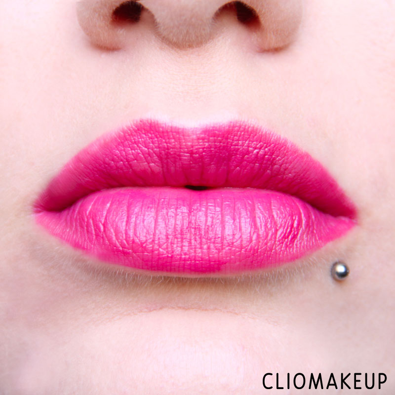 cliomakeup-recensione-rossetti-velvet-cushion-lipstick-deborah-13