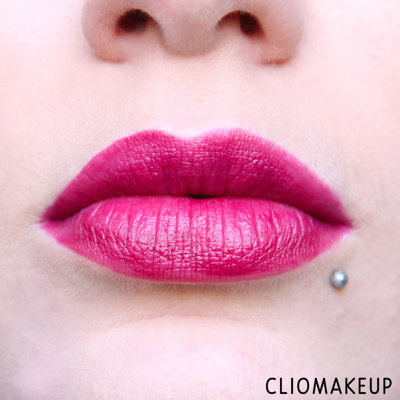 cliomakeup-recensione-rossetti-velvet-cushion-lipstick-deborah-15