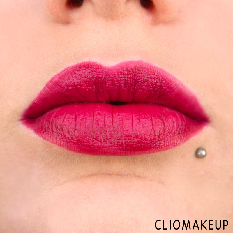 cliomakeup-recensione-rossetti-velvet-cushion-lipstick-deborah-16