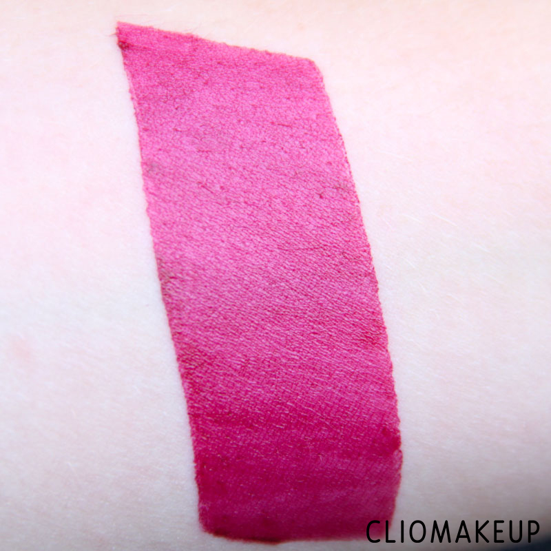 cliomakeup-recensione-rossetti-velvet-cushion-lipstick-deborah-7