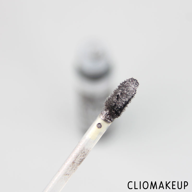 cliomakeup-recensione-ombretti-metal-shock-eyeshadow-essence-6