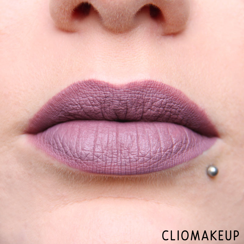 cliomakeup-recensione-rossetti-liquidi-instant-colour-matte-liquid-lip-colour-kiko-14