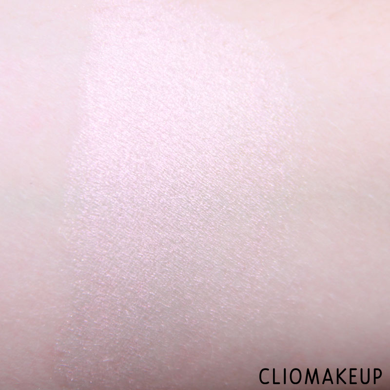 cliomakeup-recensione-ombretti-moonlight-cream-eyeshadow-essence-6