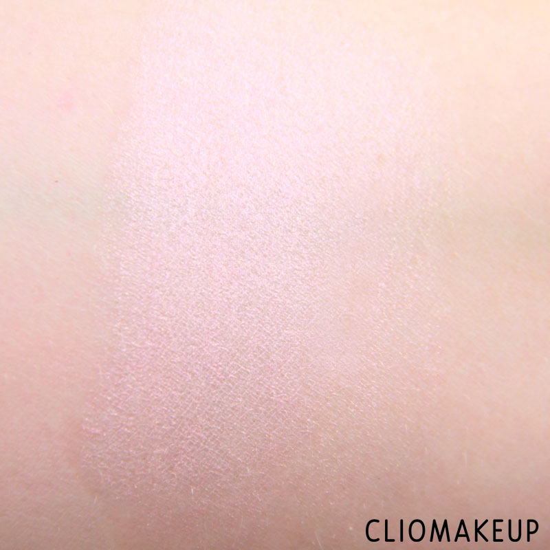 cliomakeup-recensione-ombretti-moonlight-cream-eyeshadow-essence-7