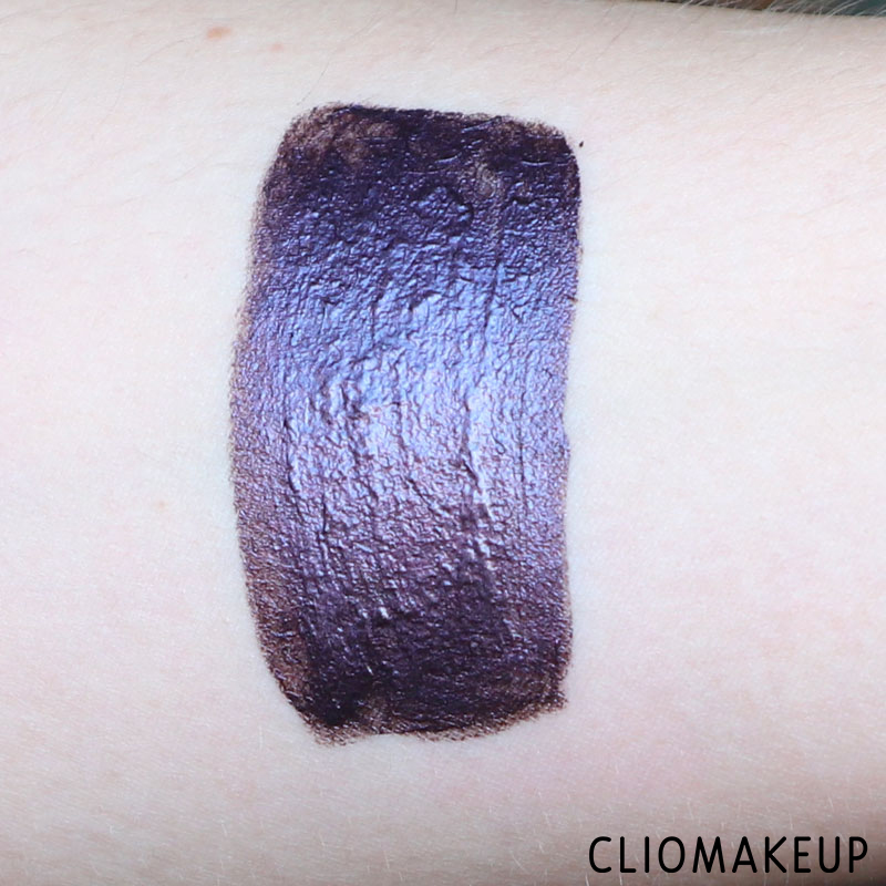 cliomakeup-recensione-rossetti-liquidi-into-the-dark-metallic-lipstick-kiko-8