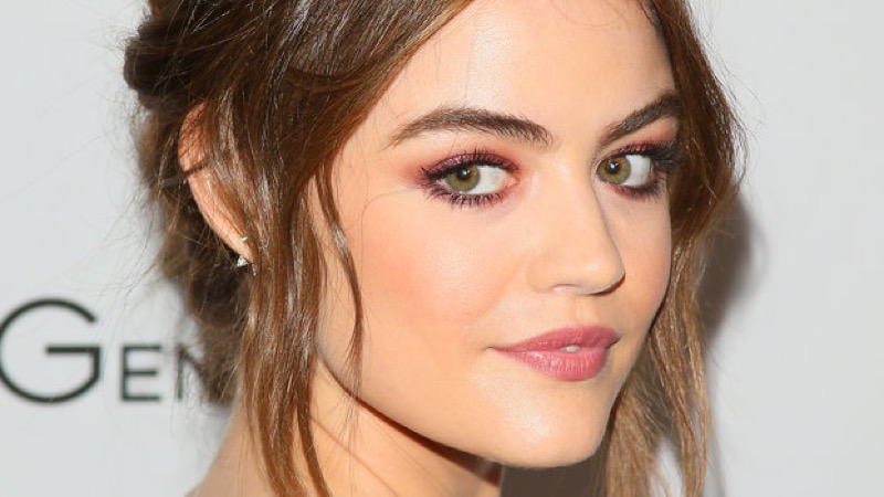 cliomakeup-palette-ombretti-occhi-azzurri-verdi-14-lucy-hale.jpg