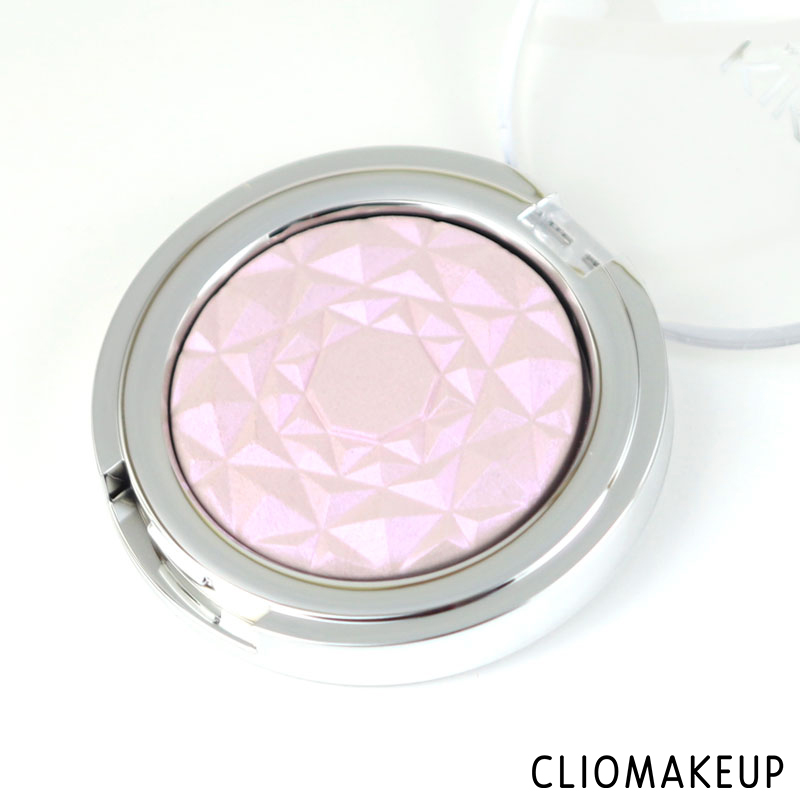 cliomakeup-recensione-arctic-holiday-holographic-highlighter-kiko-5