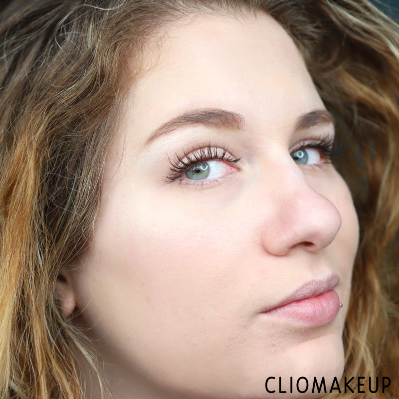 cliomakeup-recensione-illuminanti-made-to-sparkle-eye-pen-essence-12