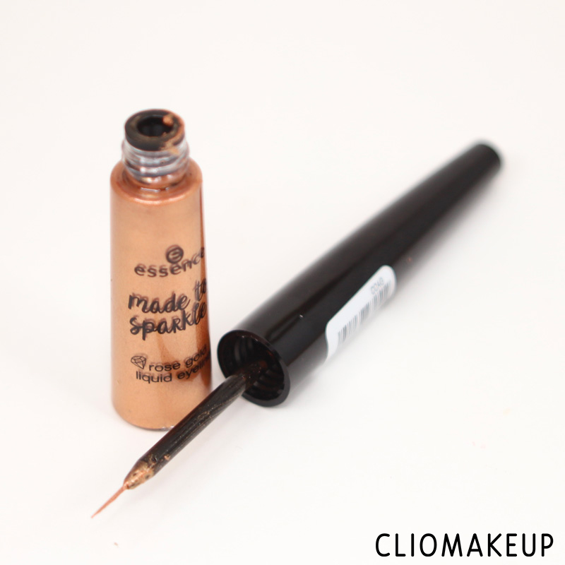 cliomakeup-recensione-made-to-sparkle-rose-gold-eyeliner-essence-4