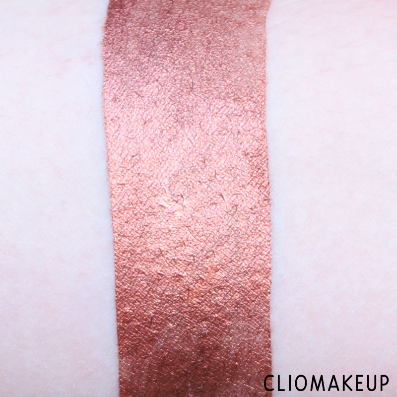 cliomakeup-recensione-rossetti-liquidi-color-sensational-metallic-foil-maybelline-6