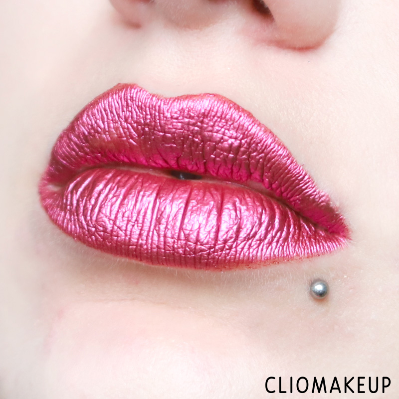 cliomakeup-recensione-rossetti-no-transfer-metallic-liquid-liptint-glossip-12