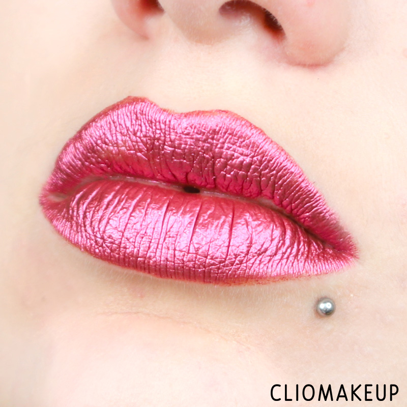 cliomakeup-recensione-rossetti-no-transfer-metallic-liquid-liptint-glossip-13