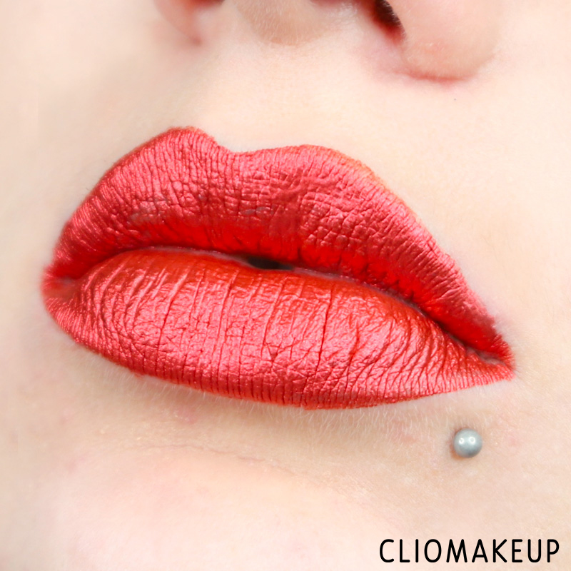 cliomakeup-recensione-rossetti-no-transfer-metallic-liquid-liptint-glossip-15