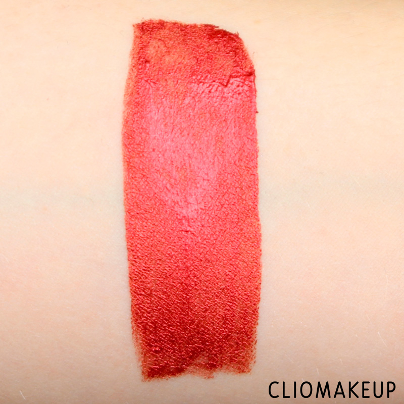 cliomakeup-recensione-rossetti-no-transfer-metallic-liquid-liptint-glossip-9