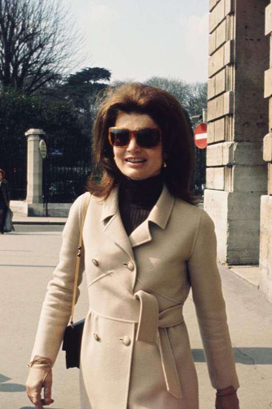 cliomakeup-cappotto-color-cammello-4-jackie-kennedy