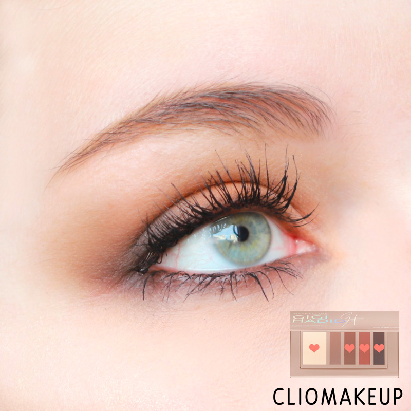 cliomakeup-recensione-gigi-hadid-eye-contour-palette-maybelline-10