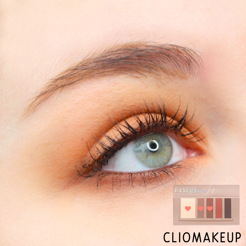 cliomakeup-recensione-gigi-hadid-eye-contour-palette-maybelline-14