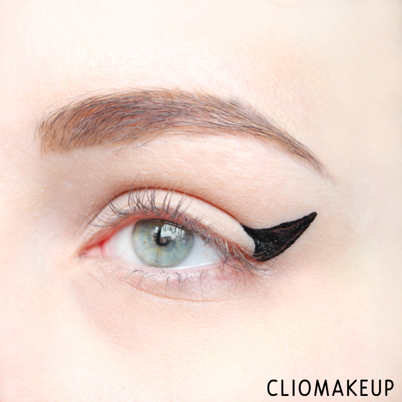 cliomakeup-recensione-vink-cushion-eyeliner-vamp-stamp-9