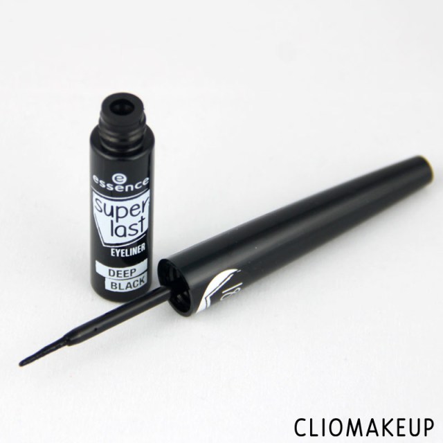 cliomakeup-vamp-stamp-opinioni-eyeliner-teamclio (19)