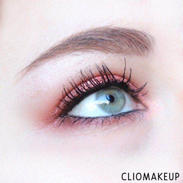 cliomakeup-recensione-halographic-halo-cream-eyeliner-nyx-10