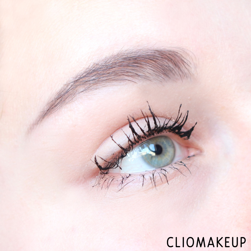 cliomakeup-recensione-mascara-benefit-bad-gal-bang-11