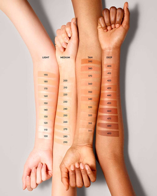 cliomakeup-fenty-beauty-rihanna-italia-12-swatch-fondotinta