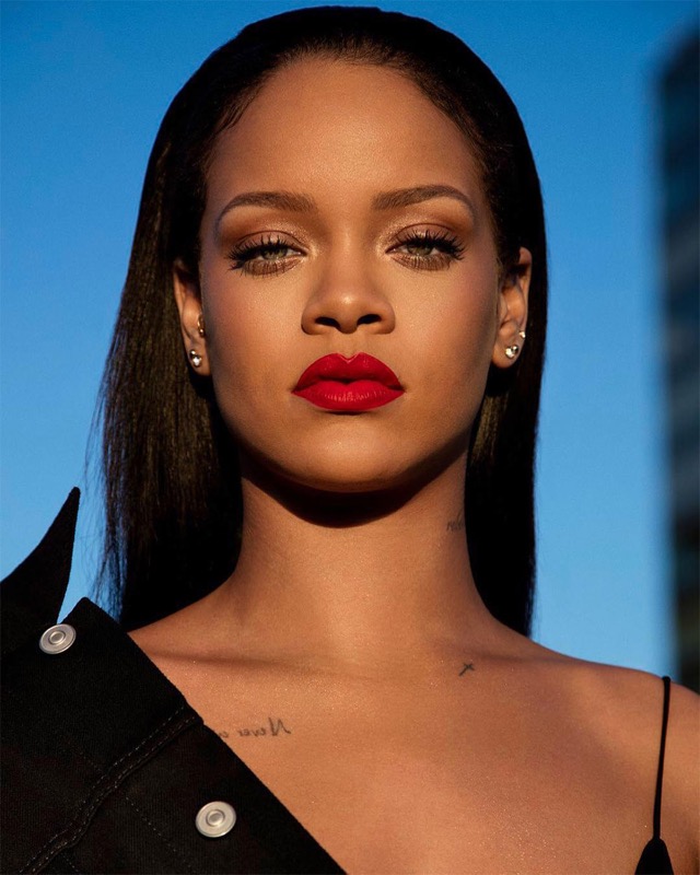 cliomakeup-fenty-beauty-rihanna-italia-8-rossetto-rosso