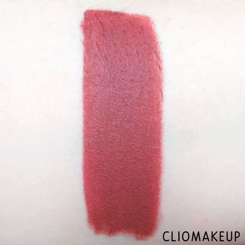 cliomakeup-recensione-rossetti-kat-von-d-studded-kiss-creme-lipstick-6