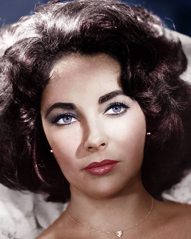 Cliomakeup-occhi-rari-10-liz-taylor