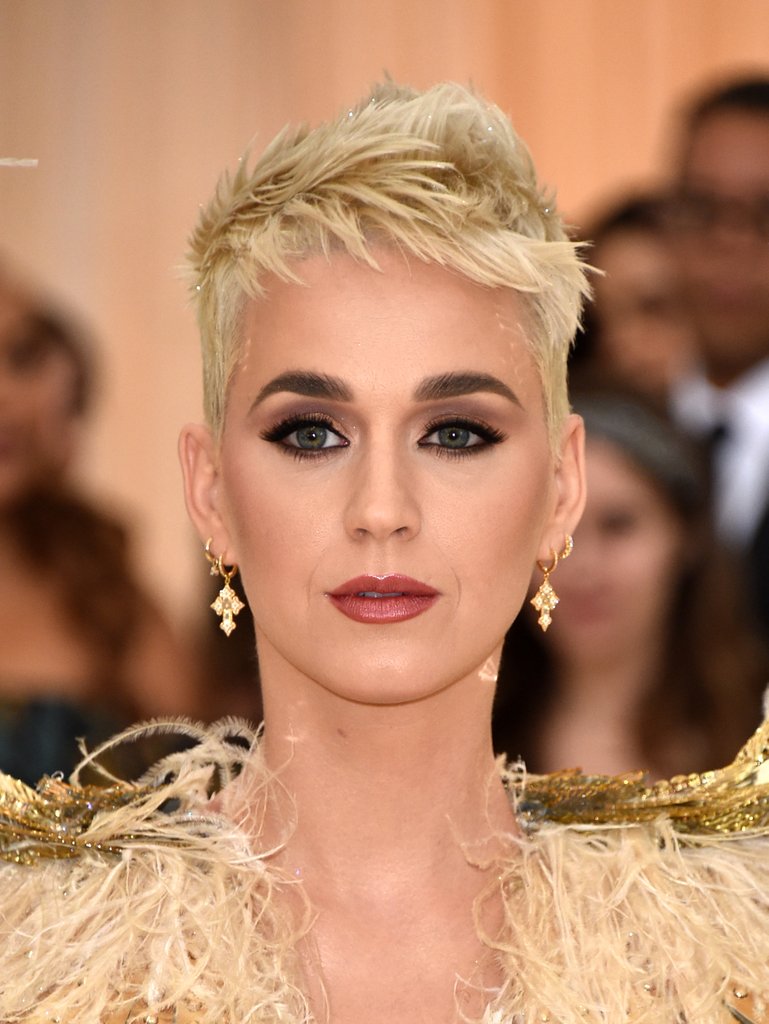 cliomakeup-met-gala-2018-look-top-flop (18)