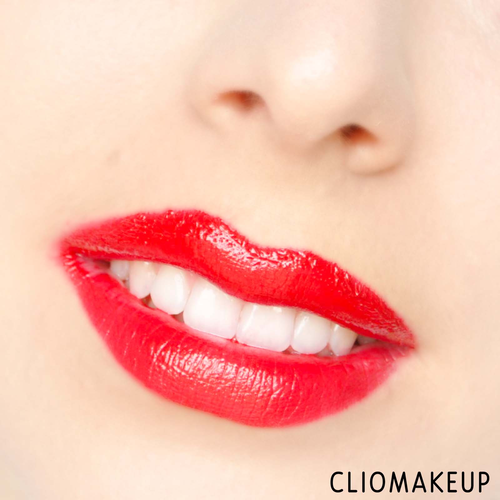 cliomakeup-recensione-rossetto-l'oreal-color-riche-shine-10