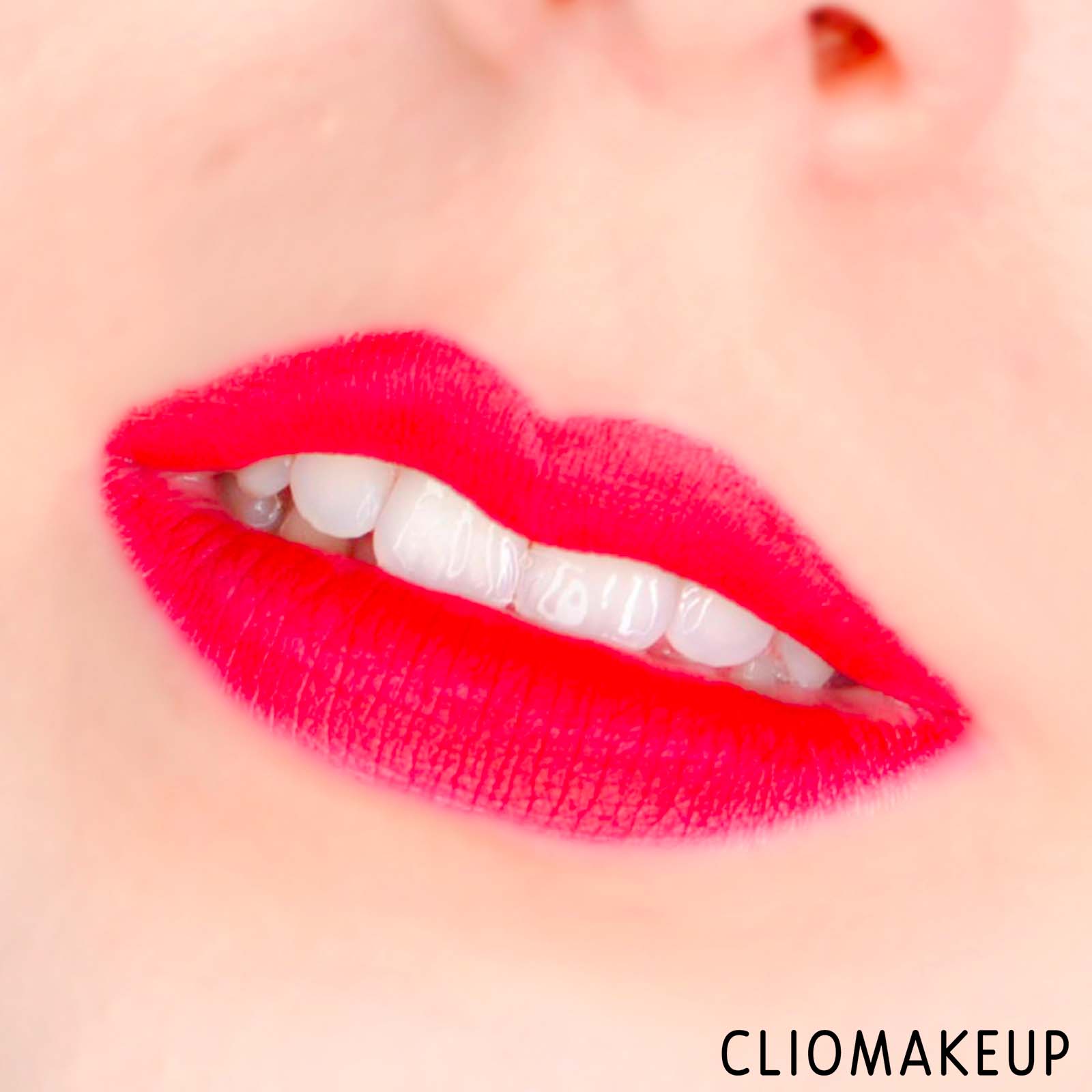 cliomakeup-recensione-rossetto-l'oreal-color-riche-shine-13