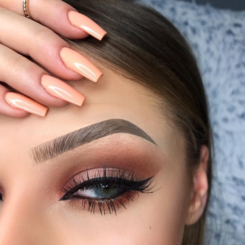 cliomakeup-sopracciglia-folte-3-instagram-trend