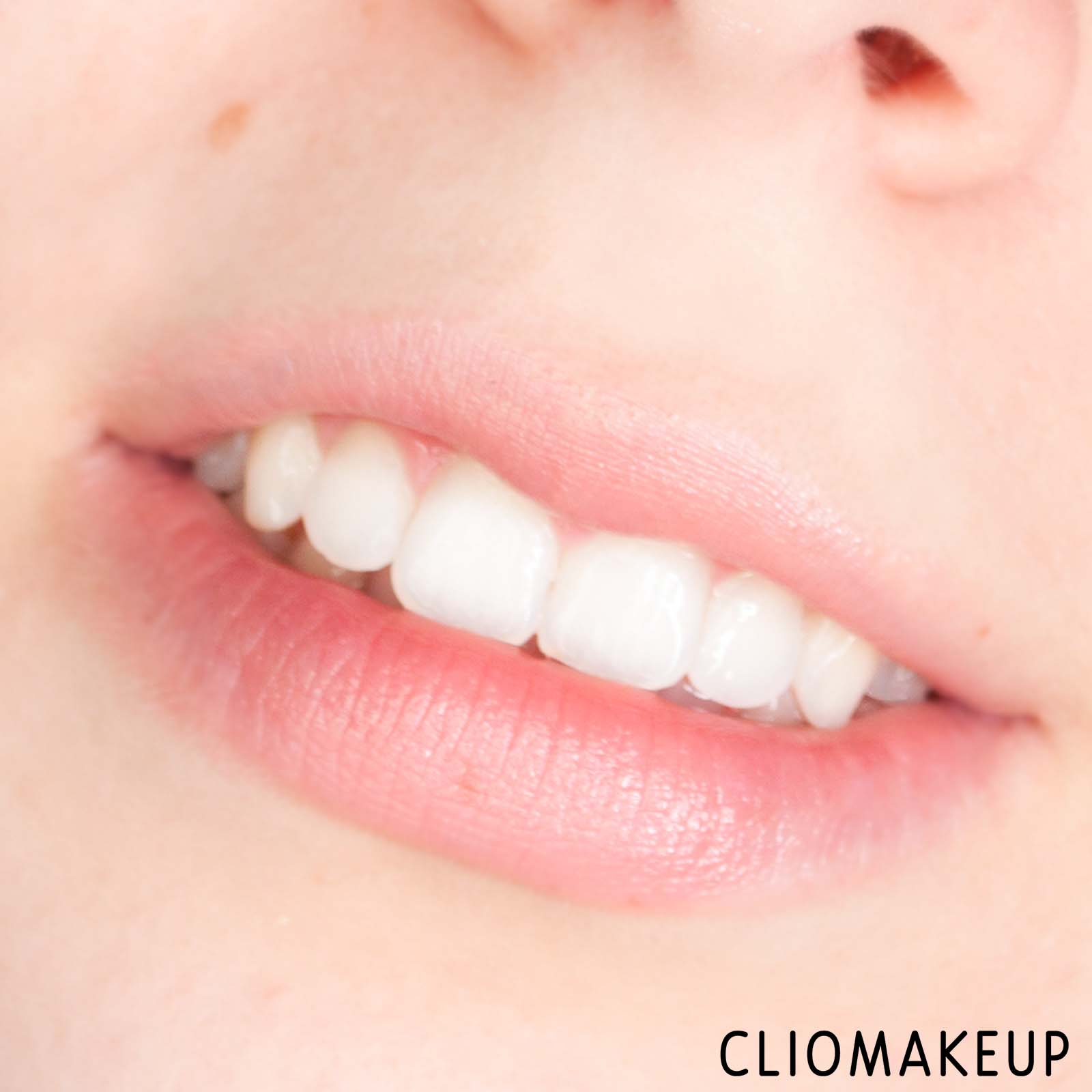 cliomakeup-recensione-balsamo-labbra-e-blush-maybelline-baby-lips-balm-e-blush-11