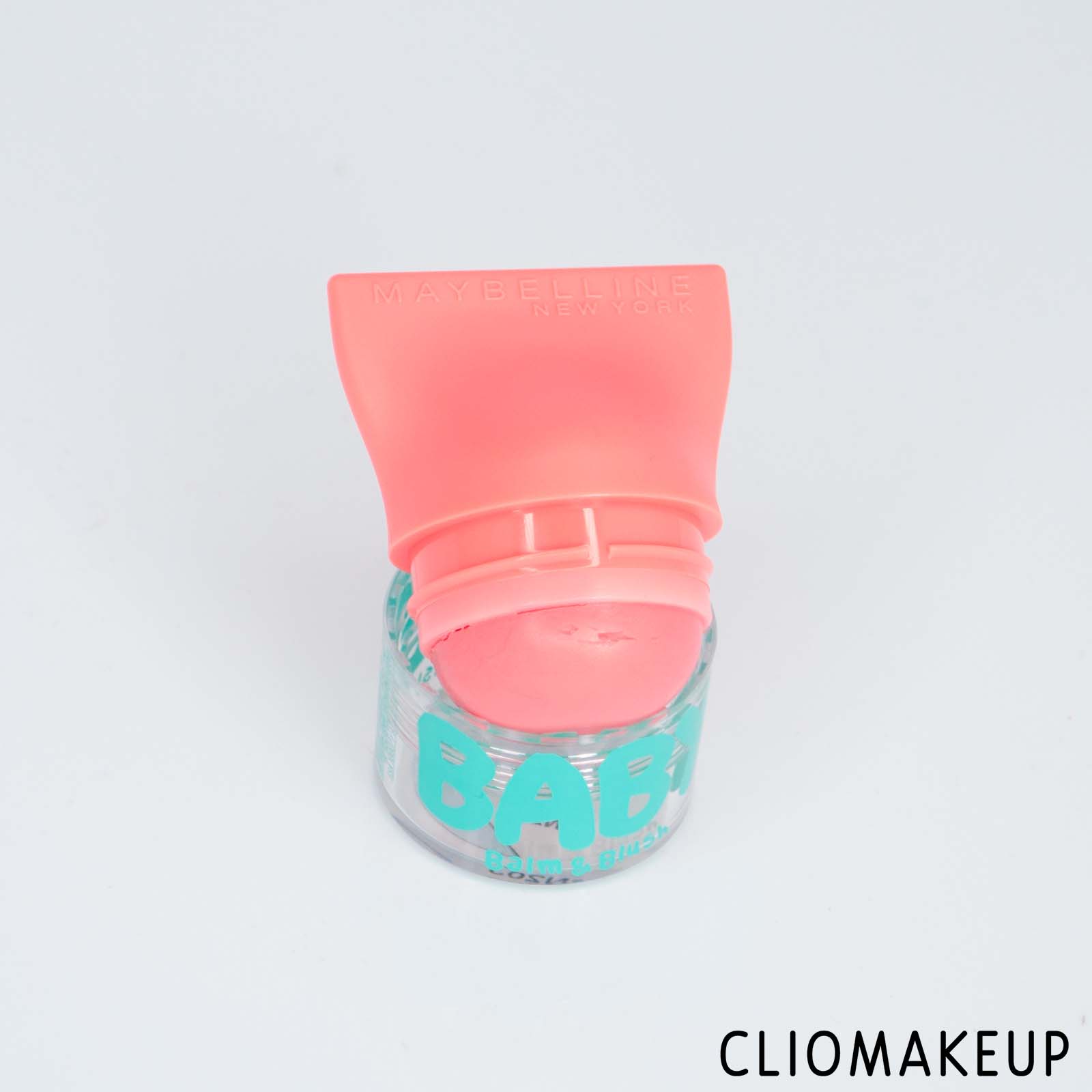 cliomakeup-recensione-balsamo-labbra-e-blush-maybelline-baby-lips-balm-e-blush-5