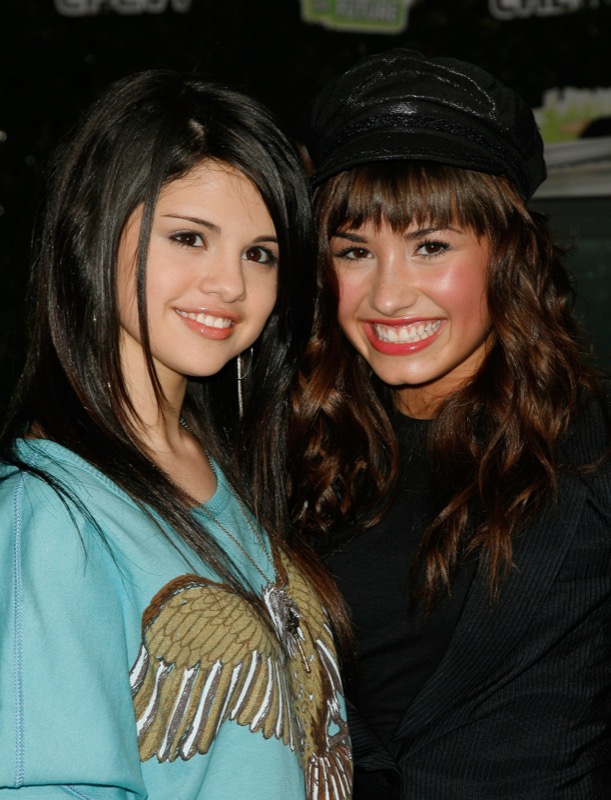 ClioMakeUp-demi-lovato-evoluzione-4-selena-gomez.jpg