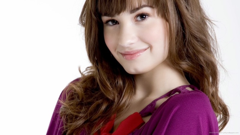 ClioMakeUp-demi-lovato-evoluzione-8.jpg