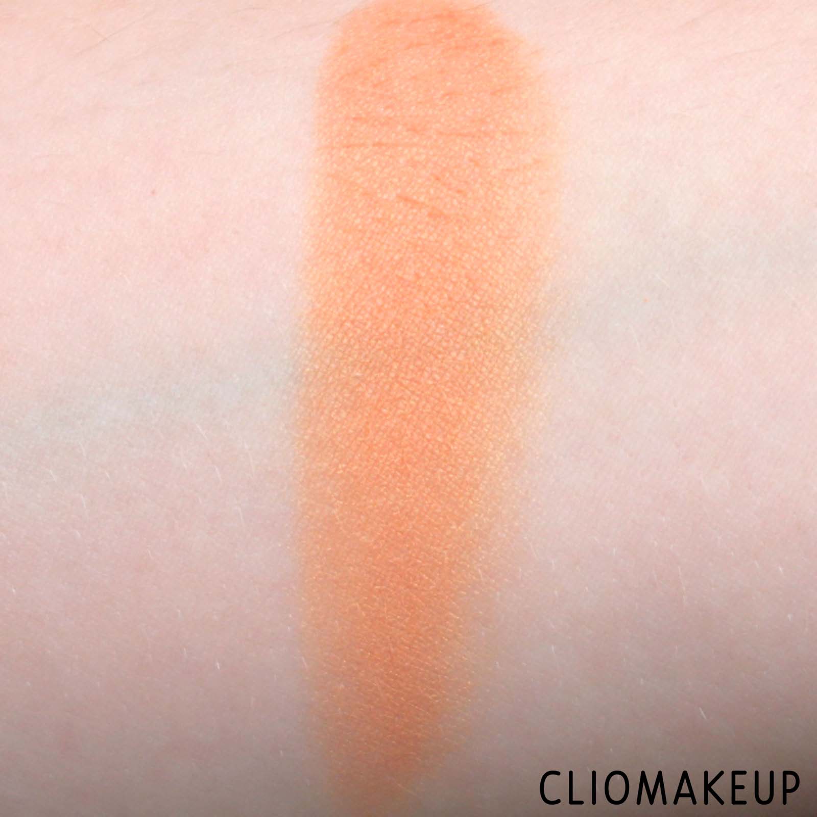 cliomakeup-recensione-blush-loreal-lifes-a-peach-7