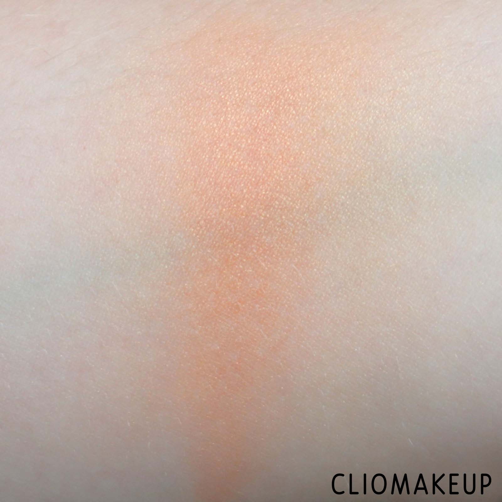 cliomakeup-recensione-blush-loreal-lifes-a-peach-8