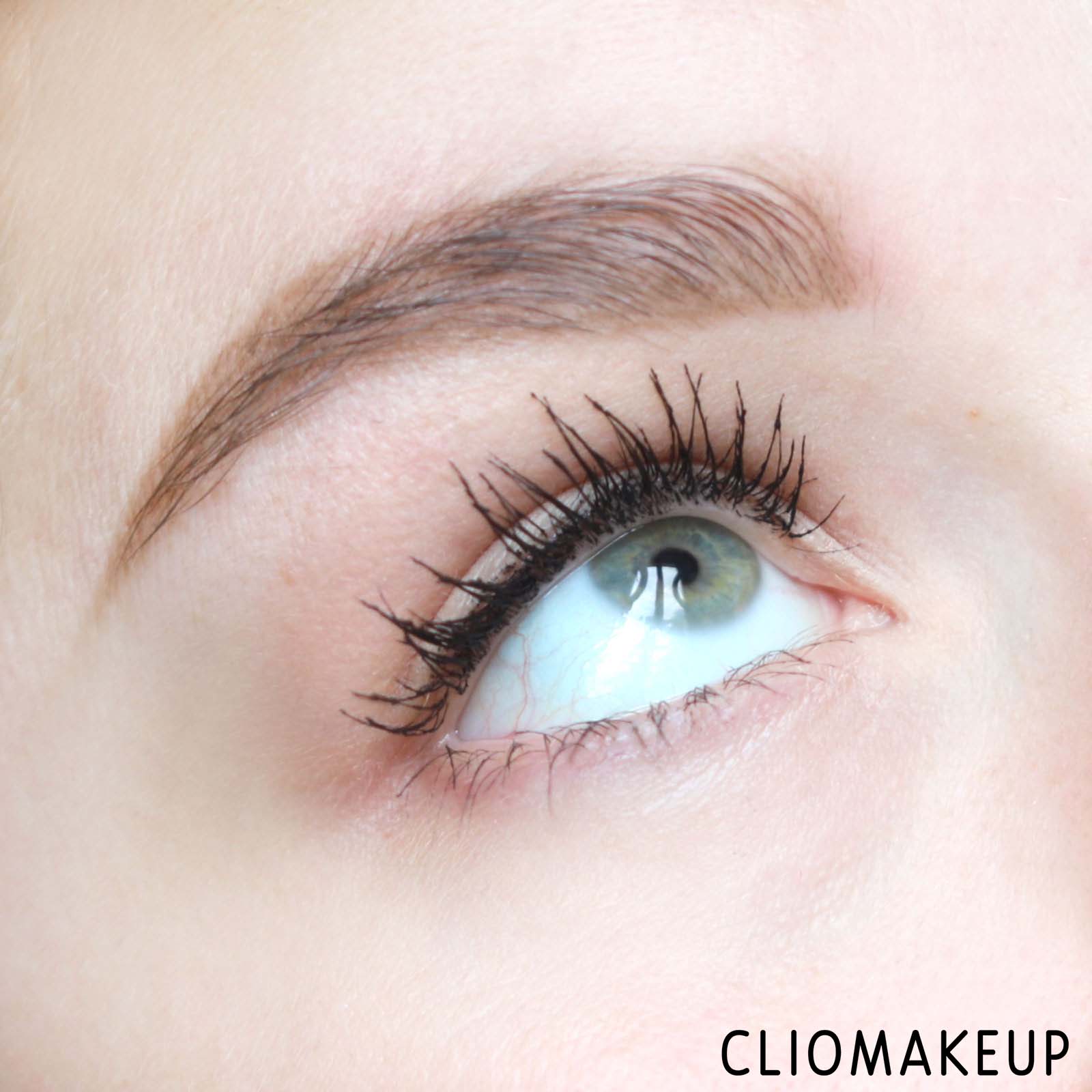 cliomakeup-recensione-mascara-nyx-worth-the-hype-waterproof-mascara-12