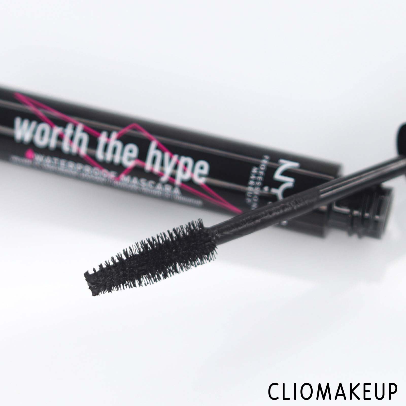 cliomakeup-recensione-mascara-nyx-worth-the-hype-waterproof-mascara-5